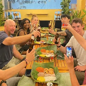 Hostal Saigon Authentic - Daily Walking Morning Tour, Fresh Daily Breakfast, Gym & Rooftop Billiard